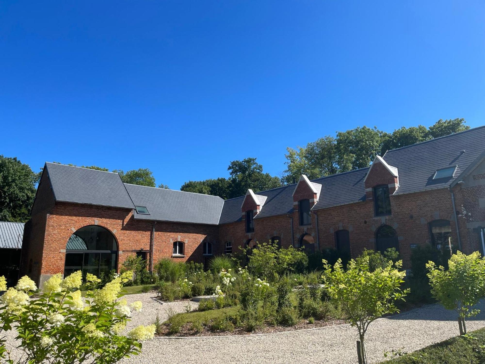 Aux Bois Dorés de la Ferme de sorval, animaux de la ferme, fitness Selvigny Extérieur photo
