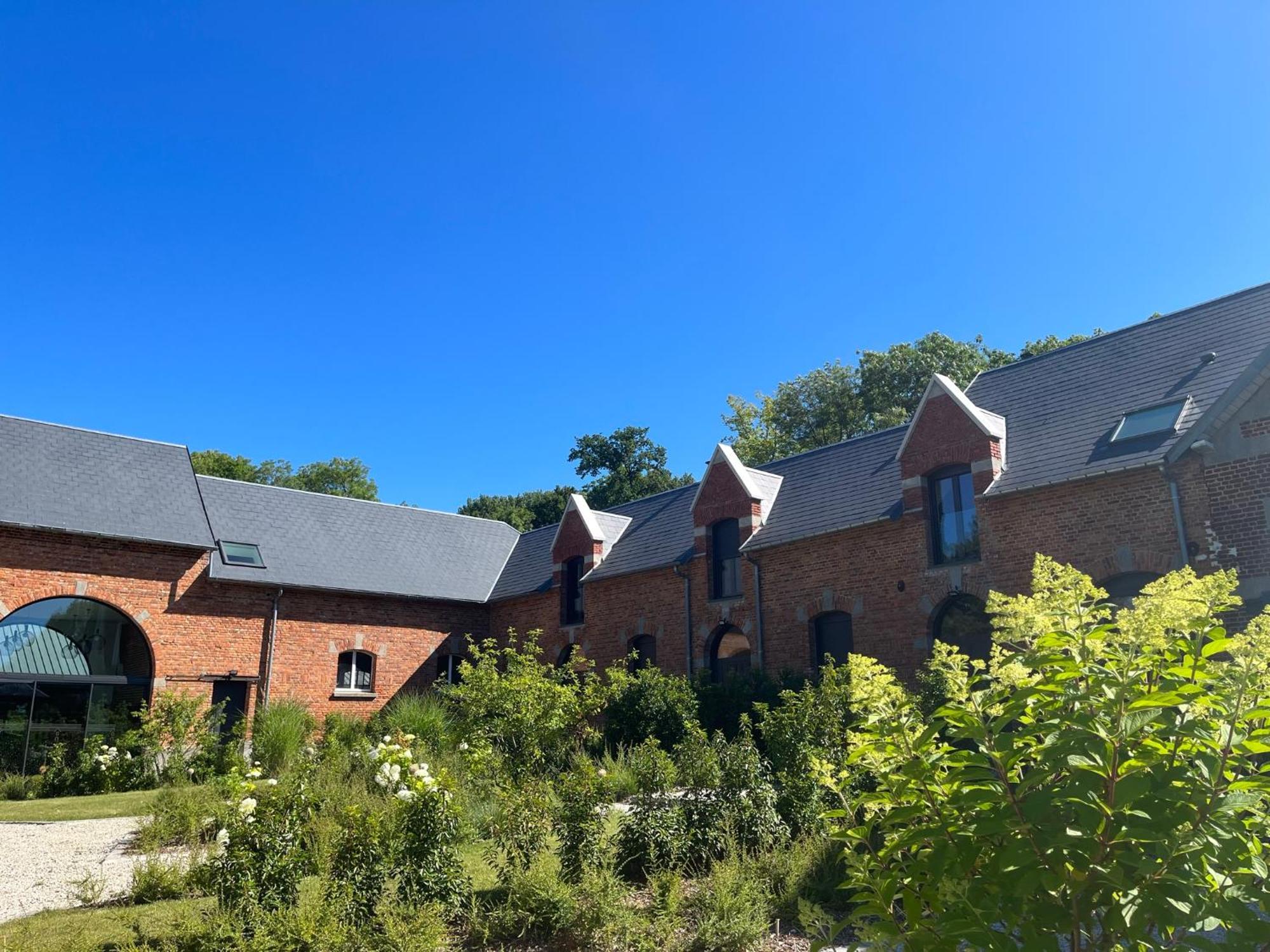 Aux Bois Dorés de la Ferme de sorval, animaux de la ferme, fitness Selvigny Extérieur photo